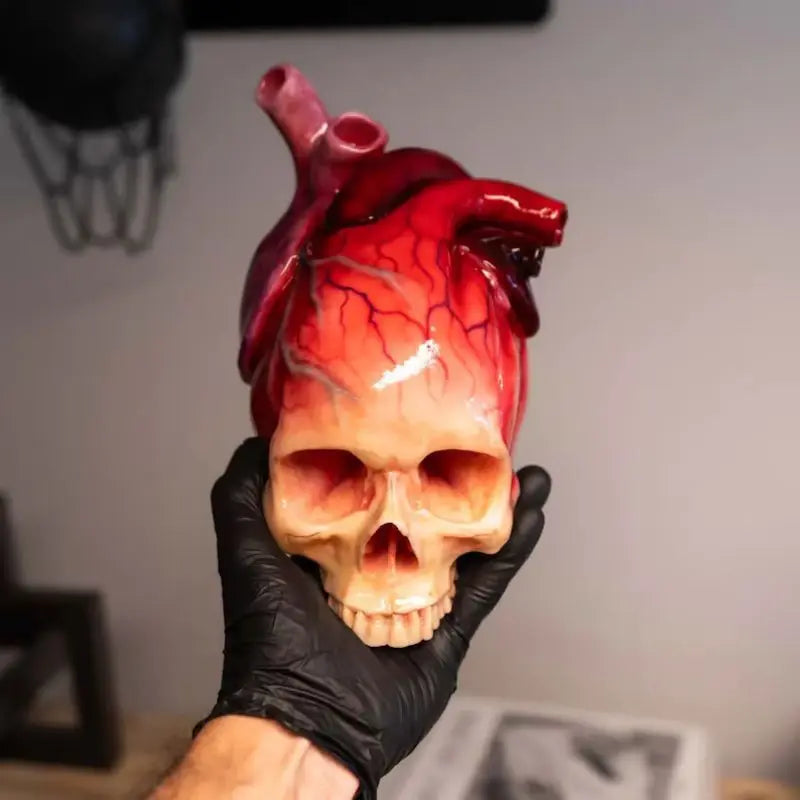 The Tell-Tale Heart Skull Realistic Heart Blood Vessel Sculpture Decoration