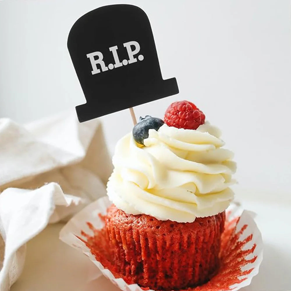 Horror Cake Decor: Cupcake Toppers & Wrappers for a Spooky Party