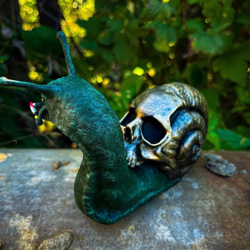 Predator Monster Snail Garden Sculptor - Doom and Bloom