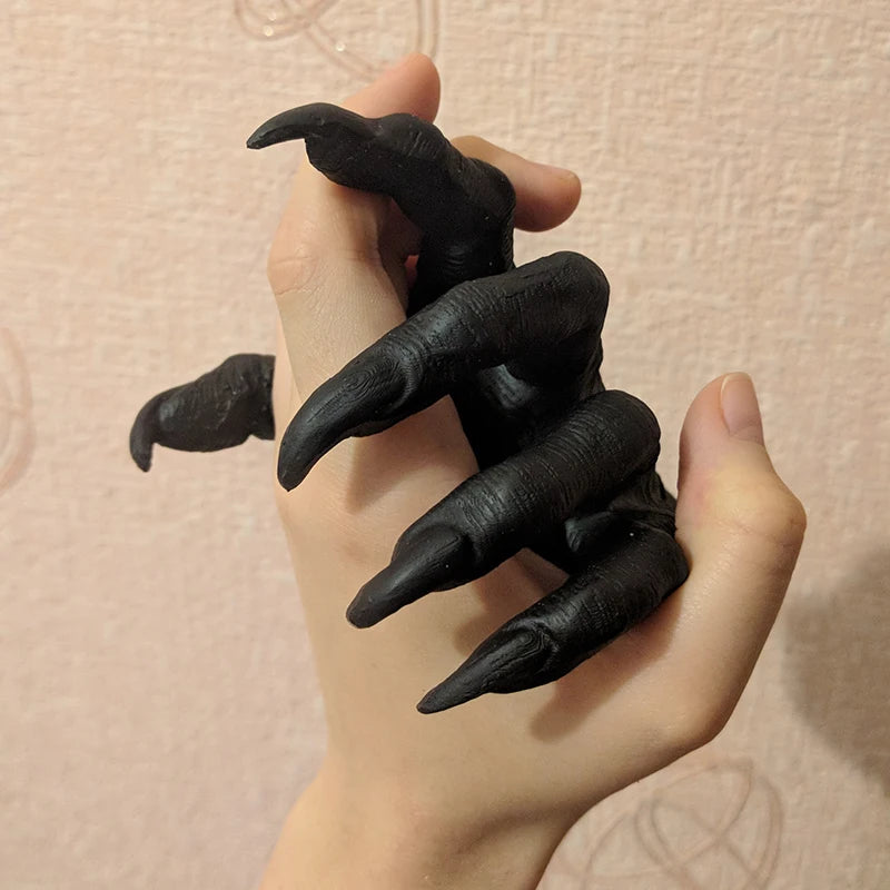 Witch's Hand Wall-Mounted Statue